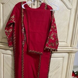 Pakistani/indian dresses